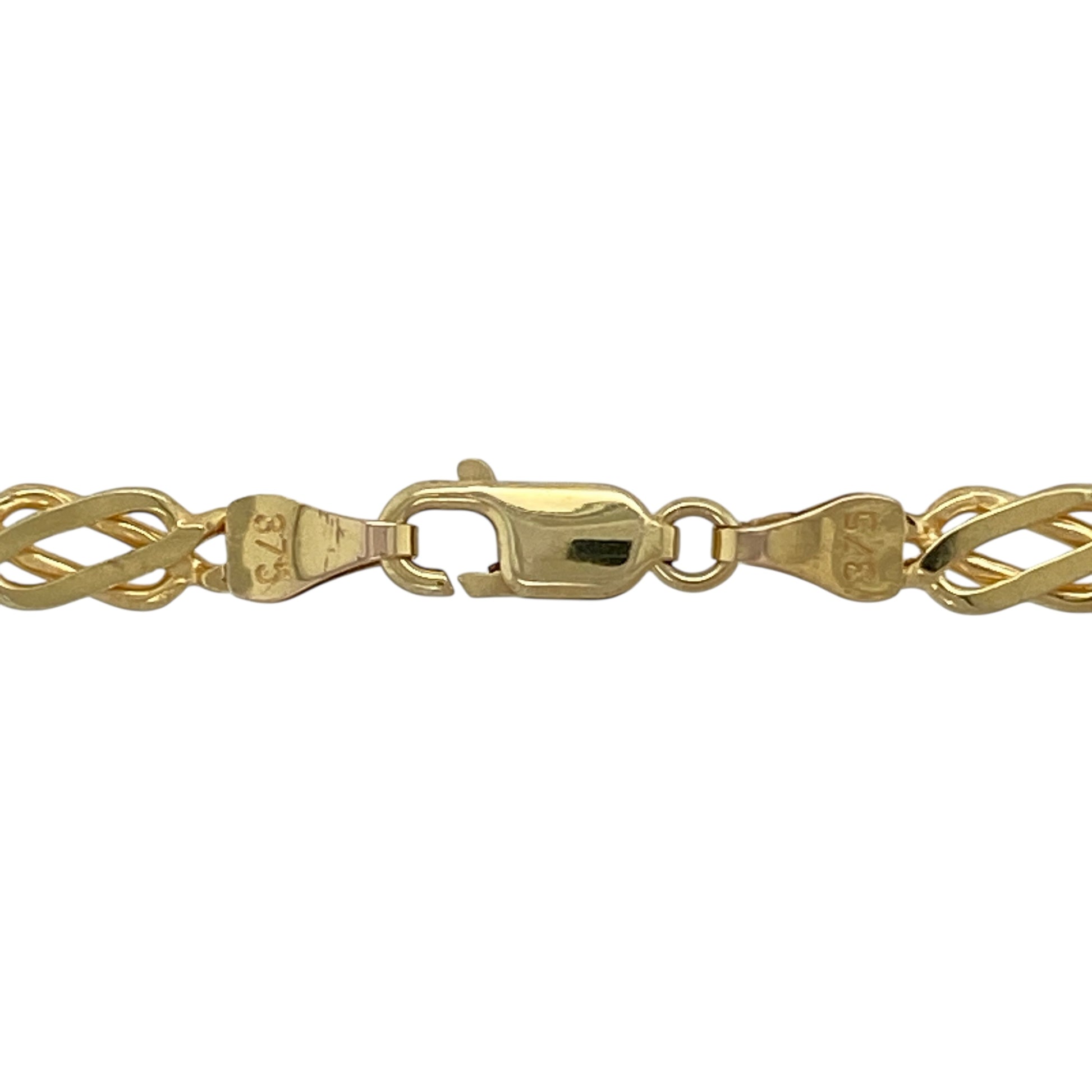 Bring heritage-inspired style and enduring elegance to your jewellery collection with this pre-owned 9ct yellow gold Celtic knot chain, a distinctive design rooted in tradition and timeless appeal.

Design: The chain features interlinked Celtic knot-style links with a width of approximately 4mm, creating a bold and intricately detailed look.
Material: Made from polished 9-carat yellow gold, the warm golden tone highlights the depth and character of the Celtic-inspired pattern.