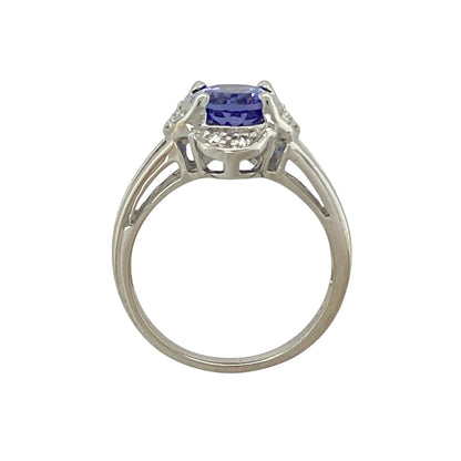 18ct White Gold Diamond & Tanzanite Set Ring