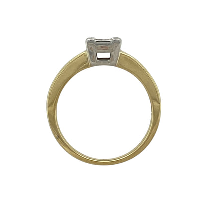 18ct Gold & Diamond Set Solitaire Ring