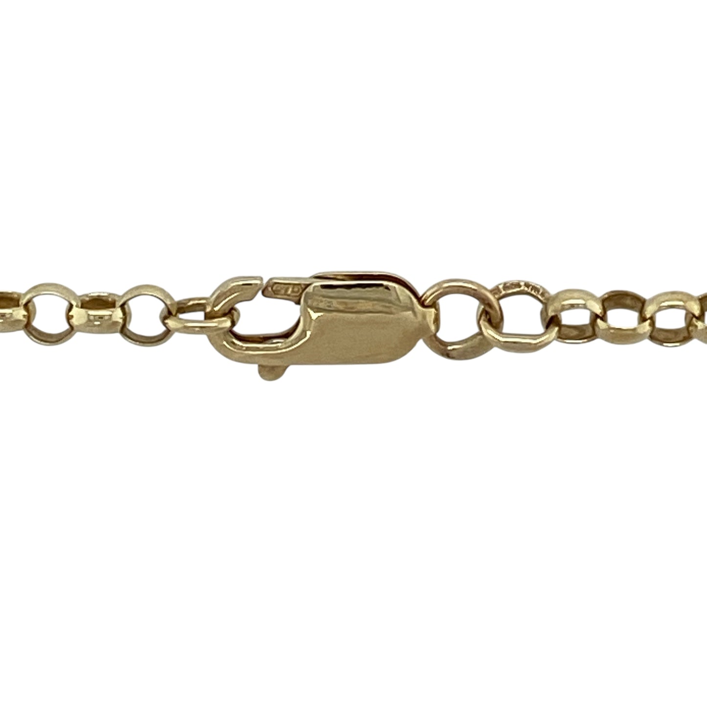 Bring classic style and everyday versatility to your jewellery collection with this pre-owned 9ct yellow gold belcher chain, a timeless design with confident presence.

Design: This chain features traditional belcher links, creating a balanced and enduring profile that suits both casual and formal looks.
Material: Made from 9-carat yellow gold, the warm polished finish enhances the rounded links and classic appeal.