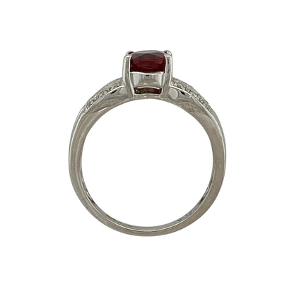 18ct White Gold Diamond & Garnet Set Ring