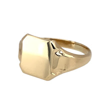 Load image into Gallery viewer, Preowned 9ct Yellow Gold Polished Square Signet Ring in size T with the weight 3.50 grams. The front of the ring is 11mm high
