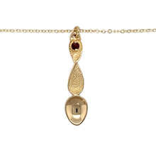 Load image into Gallery viewer, Preowned 9ct Yellow Gold &amp; Garnet Set Lovespoon Pendant on an 18&quot; trace chain with the weight 3.50 grams. The pendant is 3.7cm long including the bail and the garnet stone is 3mm diameter 
