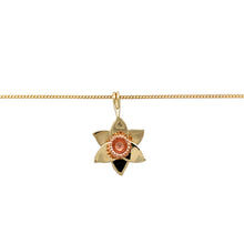 Load image into Gallery viewer, Celebrate Welsh heritage and natural beauty with this pre-owned 9ct yellow and rose gold Clogau daffodil pendant necklace—elegant, symbolic, and full of graceful charm.

Design: The pendant features a beautifully detailed daffodil—the national flower of Wales—crafted in a blend of yellow and rose gold for a warm, refined look. It measures 2.5cm long including the bail.
Material: Made from 9-carat yellow and rose gold, the polished finish highlights the delicate floral detailing and rich tones of the metals.
