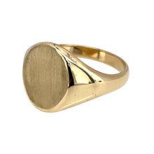 Load image into Gallery viewer, Preowned 9ct Yellow Gold Plain Brushed Oval Signet Ring in size T with the weight 5.70 grams. The pendant is 14mm high
