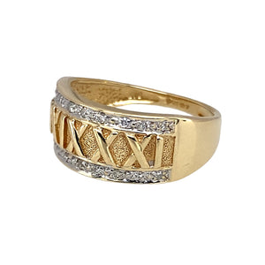 Preowned 9ct Yellow and White Gold & Diamond Set Roman Numeral Wide Band Ring in size L with the weight 3.10 grams. The front of the band is 8mm wide