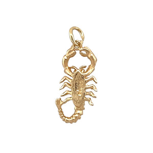 Preowned 9ct Yellow Gold Scorpio/Scorpion Charm with the weight 2 grams