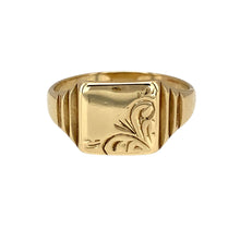Load image into Gallery viewer, 9ct Gold Patterned Square Signet Ring
