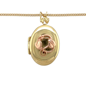 Add a meaningful and elegant piece to your jewellery collection with this pre-owned 9ct yellow and rose gold Clogau Tree of Life oval locket pendant necklace, featuring:

Design: A beautifully detailed oval locket, adorned with the iconic Tree of Life motif, symbolising growth, strength, and heritage.
Material: 9-carat yellow and rose gold, creating a stunning two-tone effect that enhances the intricate design.
Size & Weight: The locket measures 3.4cm long including the bail, with a substantial weight of 9.