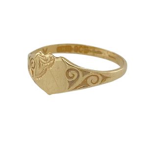 Add a touch of classic charm to your jewellery collection with this pre-owned 9ct yellow gold patterned shield signet ring, featuring:

Design: A traditional shield-shaped signet ring with a detailed patterned finish, perfect for subtle statement wear.
Material: 9-carat yellow gold, offering a warm and polished look.
Ring Front: Measures 6mm high, creating a delicate yet refined presence.
Size & Weight: Designed in size H, with a lightweight 0.80 grams, ideal for a comfortable and dainty fit.
