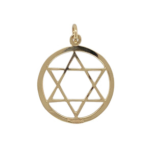 Add a meaningful and elegant touch to your jewellery collection with this pre-owned 9ct yellow gold patterned round Star of David pendant.

Design: The pendant features a beautifully patterned round frame with a Star of David at the center, offering a unique and spiritual design.
Material: Made from 9-carat yellow gold, providing a polished finish that enhances the intricate pattern and symbolism of the piece.
Size & Weight: Weighing 1.80 grams, this pendant is lightweight
