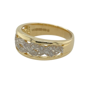 Add a touch of elegance to your jewellery collection with this pre-owned 9ct yellow and white gold and diamond set twist patterned band ring.

Design: A stylish twist-patterned band featuring sparkling diamonds, creating a beautiful contrast between the yellow and white gold for added sophistication.
Material: Made from 9-carat yellow and white gold, offering a polished finish that enhances the intricate design and diamond accents.
Size & Weight: Weighing 3.70 grams, this ring is size L