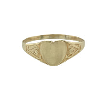 Load image into Gallery viewer, 9ct Gold Patterned Heart Signet Ring
