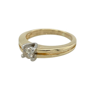 Add a contemporary twist to a classic design with this pre-owned 9ct yellow gold and diamond set split band solitaire ring, combining timeless sparkle with modern elegance, featuring:

Design: A solitaire ring with a sleek split band design, drawing the eye to a brilliant-cut diamond at the centre, offering a refined yet modern silhouette.
Material: Made from 9-carat yellow gold, the polished finish adds warmth and enhances the elegant lines of the split band.
