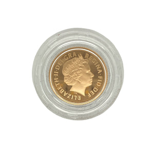 Celebrate a piece of British heritage with this 2007 22ct gold Half Sovereign, featuring Queen Elizabeth II on the obverse and the classic George and the Dragon design on the reverse—a timeless symbol of strength and tradition.

Coin Details: The obverse features the portrait of Queen Elizabeth II, finely detailed and struck to the Royal Mint’s high standards.
Reverse: Displays the iconic George and the Dragon design by Benedetto Pistrucci, a hallmark of British coinage since 1817.
