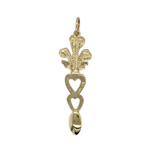 Load image into Gallery viewer, Bring a touch of tradition to your collection with this pre-owned 9ct yellow gold Welsh Three Feathers Heart Lovespoon pendant, offering a meaningful design rich in heritage and timeless elegance.

Design: The pendant features the iconic Welsh Three Feathers symbol intertwined with a heart-shaped lovespoon, representing loyalty, affection, and pride in heritage.
Material: Made from 9-carat yellow gold, the polished finish enhances the intricate detailing
