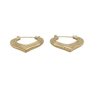 Add romantic charm and classic shine to your collection with these pre-owned 9ct yellow gold heart-shaped creole earrings—elegant, feminine, and beautifully detailed.

Design: These creole-style earrings feature a sweet heart-shaped silhouette with subtle engraved patterning, blending simplicity with a touch of vintage-inspired detail.
Material: Made from 9-carat yellow gold, the polished finish enhances the delicate pattern and adds a warm, radiant glow.
