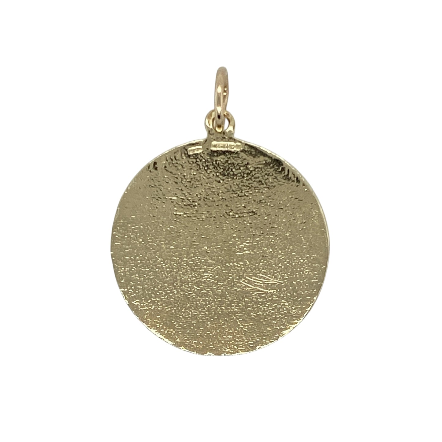 Carry a symbol of protection and faith with this pre-owned 9ct yellow gold round St Christopher pendant—classic in design and rich in spiritual meaning.

Design: The pendant features a detailed depiction of St Christopher, the patron saint of travellers, offering timeless significance and traditional style.
Material: Made from 9-carat yellow gold, the polished finish highlights the intricate detailing and gives the piece a warm, radiant glow.
