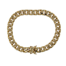Load image into Gallery viewer, 9ct Gold 8.5&quot; Hollow Curb Bracelet
