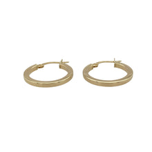 Load image into Gallery viewer, Add minimalist shine and everyday elegance to your collection with these pre-owned 9ct yellow gold plain hoop creole earrings—perfect for timeless simplicity and versatile style.

Design: Each earring features a smooth, classic hoop creole shape with clean lines and no embellishments for a sleek, understated look.
Material: Made from 9-carat yellow gold, the polished finish enhances the smooth surface with a warm, radiant glow.

