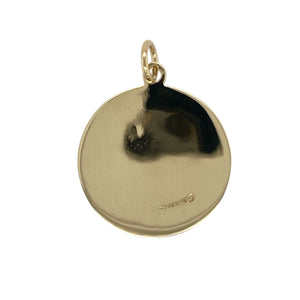 Add protective symbolism and classic design to your collection with this pre-owned 9ct yellow gold round St Christopher pendant—perfect for meaningful everyday wear or travel keepsake.

Design: The round pendant features a detailed depiction of St Christopher, the patron saint of travellers, framed in a polished gold border for a timeless and reassuring look.
Material: Made from 9-carat yellow gold, the smooth, high-shine finish enhances the fine detailing with a rich, radiant glow.
