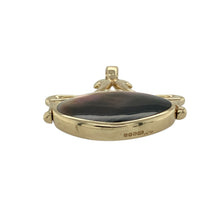 Load image into Gallery viewer, 9ct Gold &amp; Mother of Pearl Set Fob Pendant
