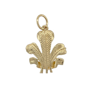 Show your pride and heritage with this pre-owned 9ct yellow gold Welsh Three Feathers pendant—a bold and symbolic design rooted in tradition and identity.

Design: Featuring the iconic Welsh Three Feathers motif, the pendant offers detailed craftsmanship and strong cultural significance.
Material: Made from 9-carat yellow gold, the polished finish enhances the intricate design with a rich, golden glow.
