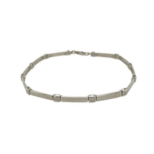 Load image into Gallery viewer, 9ct White Gold &amp; Diamond Set Bar 7&quot; Bracelet
