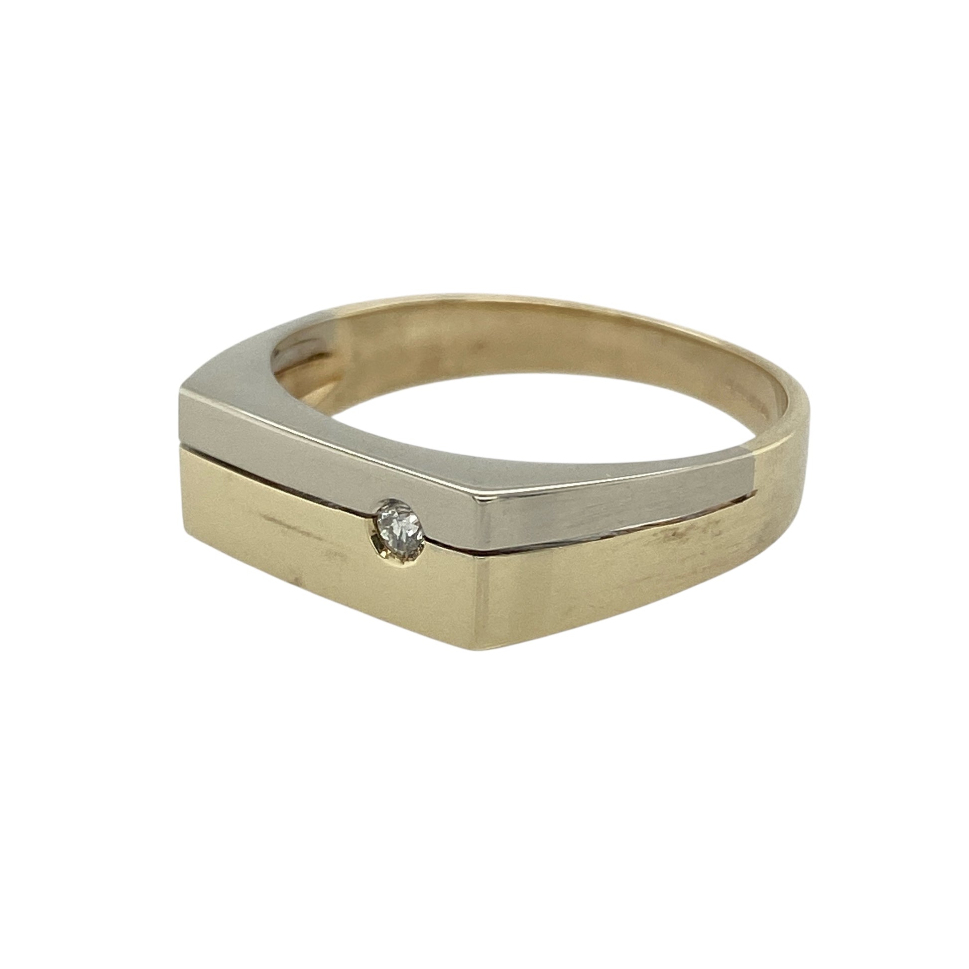 Bring refined sophistication and subtle sparkle to your collection with this pre-owned 9ct yellow and white gold and diamond set flat smooth signet ring, offering a sleek design and elegant presence—perfect for adding a touch of understated luxury to any look.

Design: The ring features a smooth, flat front measuring 6mm high, accented with shimmering diamonds in white gold for a subtle yet eye-catching touch. The clean lines and minimalist design create a modern and versatile silhouette.
