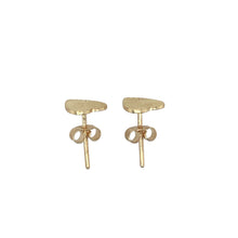 Load image into Gallery viewer, 9ct Gold Patterned Heart Studs
