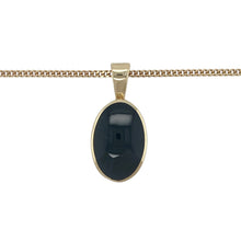 Load image into Gallery viewer, Bring bold elegance and rich contrast to your collection with this pre-owned 9ct yellow gold and onyx set oval pendant necklace—a striking piece with timeless sophistication and dramatic depth.

Design: The necklace features a 2.8cm long oval pendant (including the bail), showcasing a polished 18mm by 12mm black onyx stone set in a smooth yellow gold frame for a bold, refined look.

