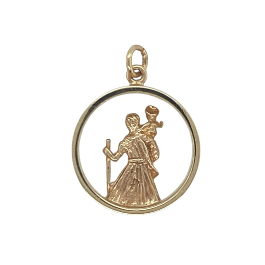 Bring meaningful protection and classic style to your jewellery collection with this pre-owned 9ct yellow gold open round St Christopher pendant—symbolising safe travel and timeless faith.

Design: A detailed depiction of St Christopher is featured within an open round frame, offering a traditional and recognisable symbol of guidance.
Material: Made from 9-carat yellow gold, the polished finish enhances the intricate design and provides a warm, radiant glow.
