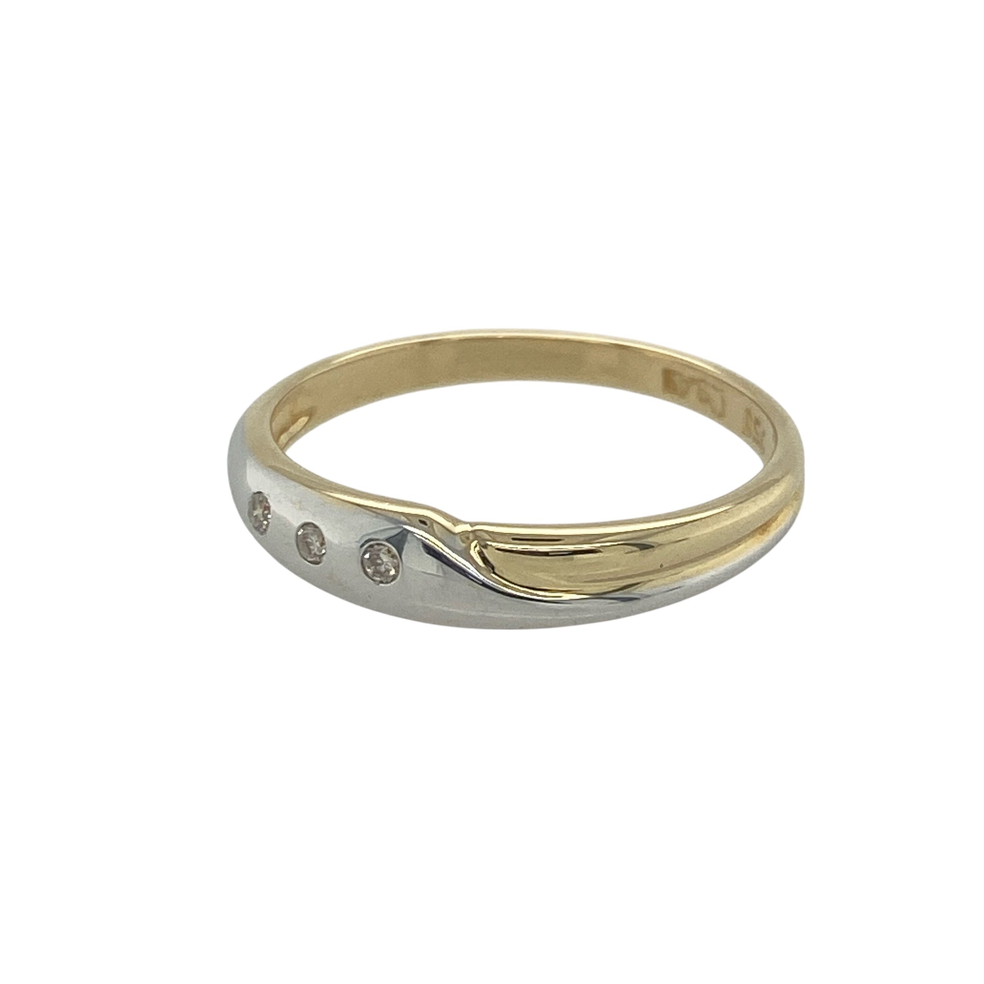 Add refined elegance and graceful movement to your collection with this pre-owned 18ct yellow and white gold crossover band ring, finished with sparkling diamonds.

Design: The front of the band measures 4mm wide and features a flowing crossover style in contrasting yellow and white gold, with diamonds accenting the curve for subtle brilliance.
Material: Made from 18-carat yellow and white gold, the dual-tone design creates a sophisticated contrast with a polished, high-quality finish.
