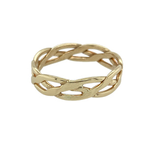 Add heritage detail and timeless texture to your jewellery with this pre-owned 9ct yellow gold plaited Celtic-style band ring—rich in symbolism and classic design.

Design: The 5mm wide band features an open plaited Celtic knot pattern, offering intricate detailing and a continuous flow that symbolises eternity and unity.
Material: Made from 9-carat yellow gold, the polished finish enhances the depth and dimension of the woven design.
