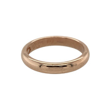 Load image into Gallery viewer, Celebrate love and tradition with this pre-owned 9ct rose gold Clogau Cariad wedding band—elegant, meaningful, and crafted with timeless sentiment.

Design: This classic 3mm band features a smooth, polished finish and the word Cariad (Welsh for “beloved”) subtly engraved inside as a symbol of enduring affection.
Material: Made from 9-carat rose gold, the band includes rare Welsh gold—renowned for its heritage and connection to love, royalty, and tradition.

