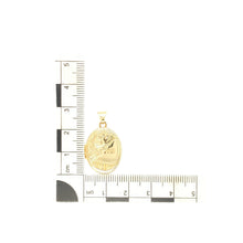 Load image into Gallery viewer, 9ct Gold Patterned Oval Locket
