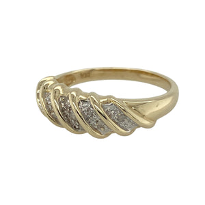 Bring elegant sparkle and graceful design to your collection with this pre-owned 9ct yellow gold diamond twist band ring, offering timeless style with a flowing finish—perfect for everyday wear or special occasions.

Design: The front of the band measures 6mm wide and features a flowing twist design accented with sparkling diamonds for added brilliance.
Material: Made from 9-carat yellow gold, the polished finish enhances the warmth of the gold while complementing the diamonds’ sparkle.
