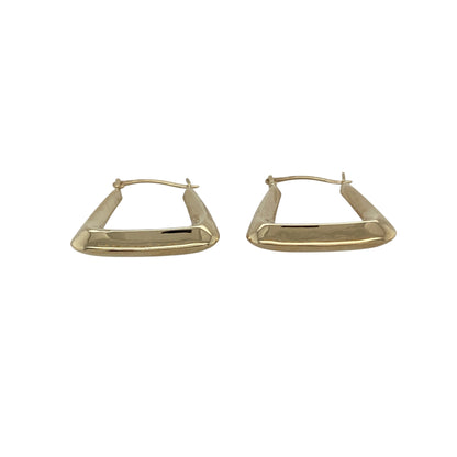 Bring playful style and golden shine to your collection with these pre-owned 9ct yellow gold handbag creole earrings—a fun twist on a classic design.

Design: Each earring features a handbag-shaped creole style, offering a unique and eye-catching look.
Material: Made from 9-carat yellow gold, the polished finish enhances the warm tone and highlights the distinctive shape.
Earring Detail: Lightweight and versatile, these earrings add a touch of personality while remaining easy to wear every day.