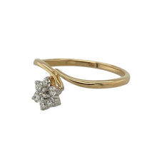 Load image into Gallery viewer, Bring sparkle and floral elegance to your collection with this pre-owned 18ct yellow gold diamond flower twist ring—a refined design with timeless charm.

Design: The ring features an 8mm high floral motif accented with diamonds, arranged in a graceful twist style for added movement and detail.
Material: Made from 18-carat yellow gold, the polished finish enhances the rich golden tone and complements the brilliance of the diamonds.
