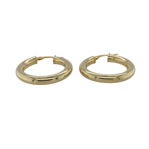 Bring classic elegance and everyday versatility to your collection with these pre-owned 9ct yellow gold hoop earrings, designed in a traditional creole style.

Design: Each earring features a smooth polished hoop, offering a timeless and easy-to-wear look.
Material: Made from 9-carat yellow gold, the polished finish enhances the warm golden tone and shine.
Earring Detail: The creole fitting ensures secure and comfortable wear, making them a reliable choice for daily use.
