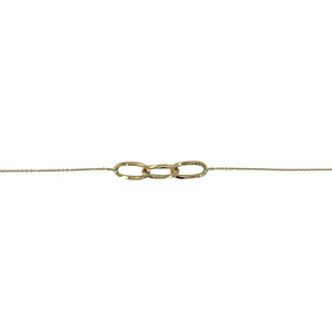 Bring delicate detail and golden shine to your collection with this pre-owned 9ct yellow gold necklace, designed with three oval links at the centre for a refined finish.

Design: The 16" to 18" adjustable chain is accented with three polished oval links, each measuring 14mm by 7mm, creating a simple yet elegant focal point.
Material: Made from 9-carat yellow gold, the polished finish enhances the warm tone and understated style.