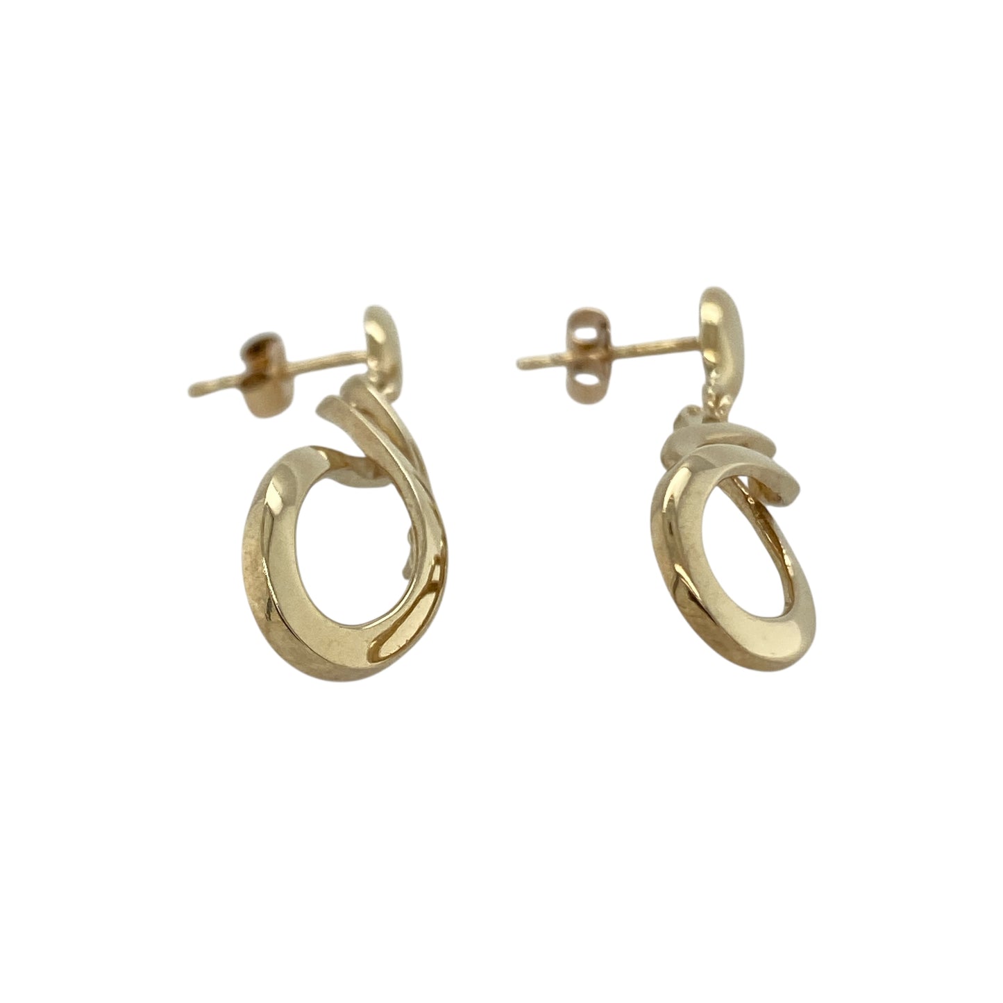 Add graceful movement to your collection with these pre-owned 9ct yellow gold swirl drop earrings, a stylish design with timeless appeal.

Design: Each earring features an elegant swirl motif that catches the light beautifully, creating a flowing and eye-catching look.
Material: Made in 9-carat yellow gold, the polished finish enhances the warm golden tone and adds refined shine.
Earring Detail: Lightweight yet striking, these drop earrings are versatile enough for both everyday wear and special occasions.