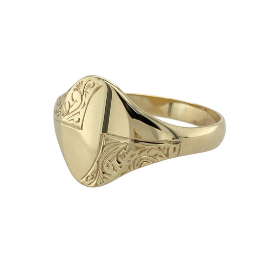 Bring classic detail and traditional style to your collection with this pre-owned 9ct yellow gold patterned oval signet ring, a timeless design with distinctive character.

Design: The ring features a 14mm high oval front, decorated with a patterned surface that adds texture and individuality.
Material: Made from 9-carat yellow gold, the polished finish enhances the detailing while giving the piece a warm and refined tone.