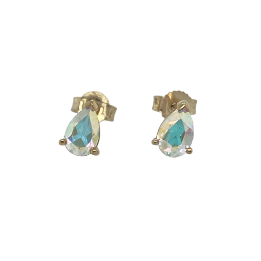 Bring vibrant colour and subtle elegance to your collection with these pre-owned 9ct yellow gold mystic topaz teardrop stud earrings, a delicate design with eye-catching appeal.

Design: Each earring features a teardrop-shaped mystic topaz, displaying a spectrum of iridescent colours for a striking finish.
Material: Made from 9-carat yellow gold, the polished setting enhances the vivid tones of the stones with a warm golden glow.