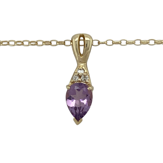 Bring rich colour and refined sparkle to your collection with this pre-owned 9ct yellow gold amethyst and diamond pendant, paired with an 18-inch belcher chain for a classic and elegant finish.

Design: The pendant measures 2.4cm long including the bail and showcases a 10mm by 7mm teardrop-shaped amethyst, accented with diamonds for added brilliance and detail.