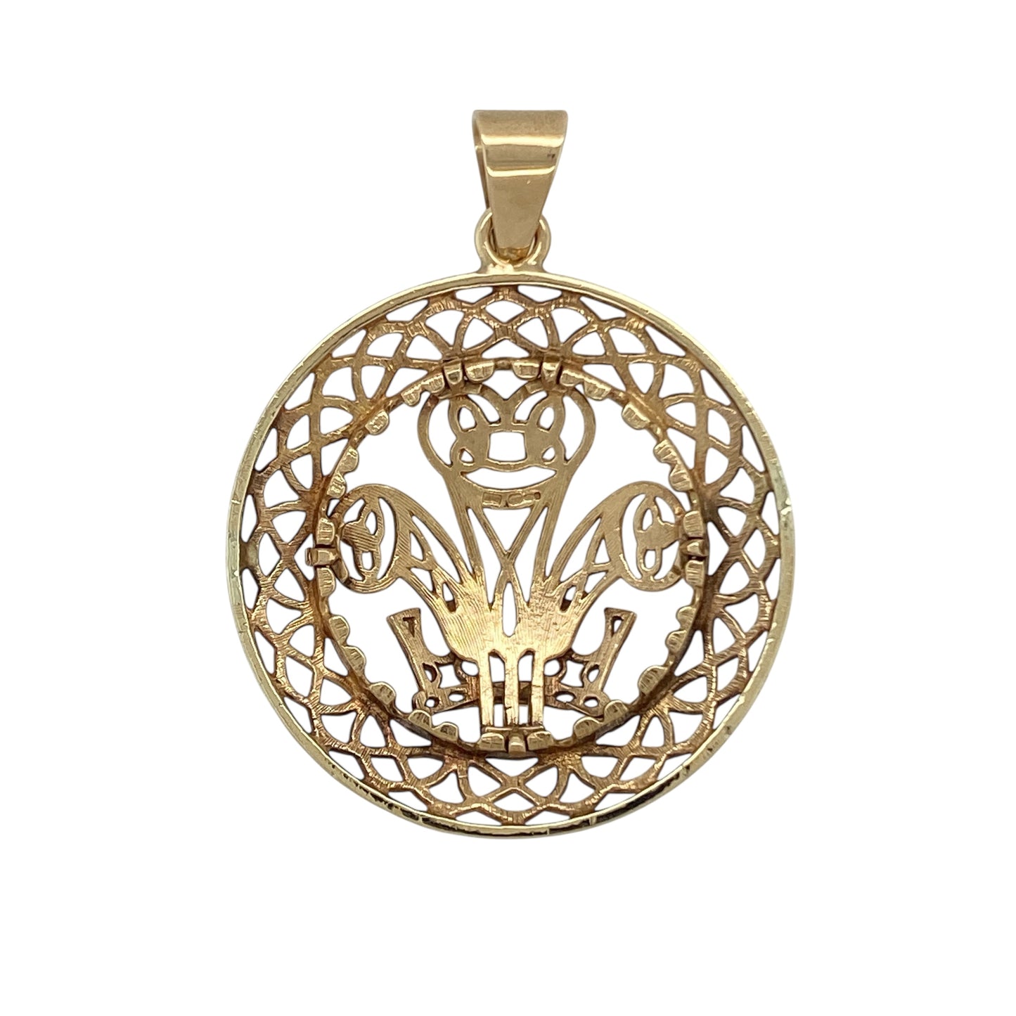 Bring heritage, strength, and intricate detail to your collection with this pre-owned 9ct yellow gold large round Welsh Three Feathers pendant—a striking piece that proudly celebrates Welsh tradition and craftsmanship.

Design: The pendant features the iconic Welsh Three Feathers emblem at its centre, surrounded by an ornate Celtic weave border that adds depth and texture. The combination of detailed engraving and polished surfaces creates a bold and elegant appearance.