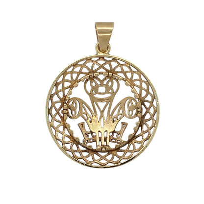 Bring heritage, strength, and intricate detail to your collection with this pre-owned 9ct yellow gold large round Welsh Three Feathers pendant—a striking piece that proudly celebrates Welsh tradition and craftsmanship.

Design: The pendant features the iconic Welsh Three Feathers emblem at its centre, surrounded by an ornate Celtic weave border that adds depth and texture. The combination of detailed engraving and polished surfaces creates a bold and elegant appearance.