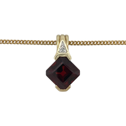 Bring rich colour and refined sparkle to your collection with this pre-owned 9ct yellow gold diamond and garnet pendant necklace, combining timeless elegance with luxurious detail—perfect for both evening occasions and sophisticated everyday wear.

Design: The pendant features a striking 10mm by 10mm square-cut garnet at its centre, framed by a halo of shimmering diamonds for added brilliance.