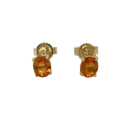 Bring warm sparkle and timeless charm to your collection with these pre-owned 9ct yellow gold citrine stud earrings, combining classic design with vibrant colour—perfect for brightening any look or occasion.

Design: Each earring features an oval citrine stone measuring 5mm by 4mm, showcasing golden-yellow tones that catch the light beautifully.
Material: Made from 9-carat yellow gold, the polished finish enhances the brilliance of the citrines and adds a soft, elegant glow.