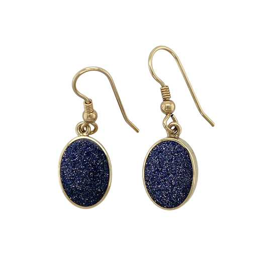 Bring celestial elegance and timeless charm to your collection with these pre-owned 9ct yellow gold star stone and mother of pearl oval drop earrings, combining radiant colour with graceful design—perfect for both special occasions and refined everyday wear.

Design: Each earring features an oval star stone and mother of pearl centre measuring 13mm by 10mm, creating a beautiful contrast of shimmer and depth within a smooth gold setting.